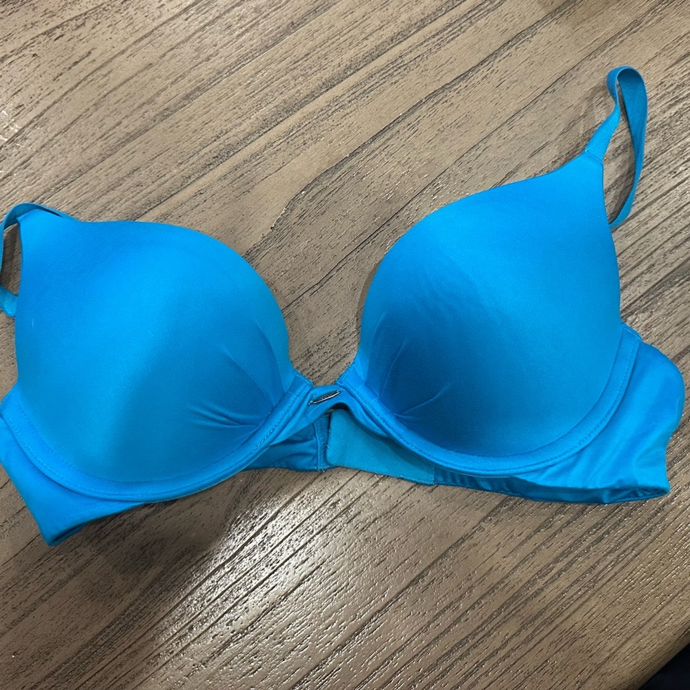 Victoria’s Secret Plunge Bra